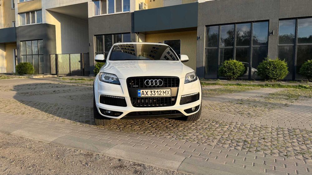 AUDI Q7 Prestige 2014