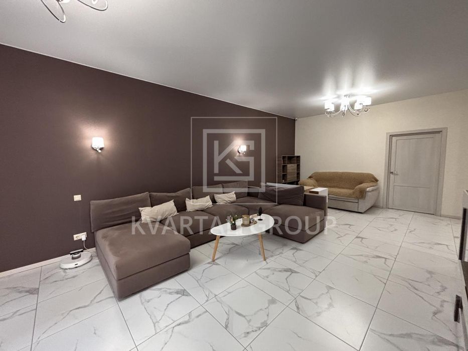 Сучасний будинок 190 м² на ділянці 10 соток, Лісова Буча