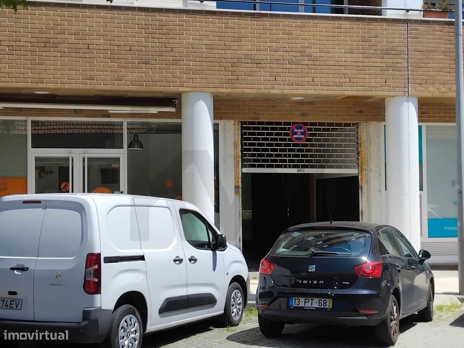 Loja comercial  em zona Central de Matosinhos Sul