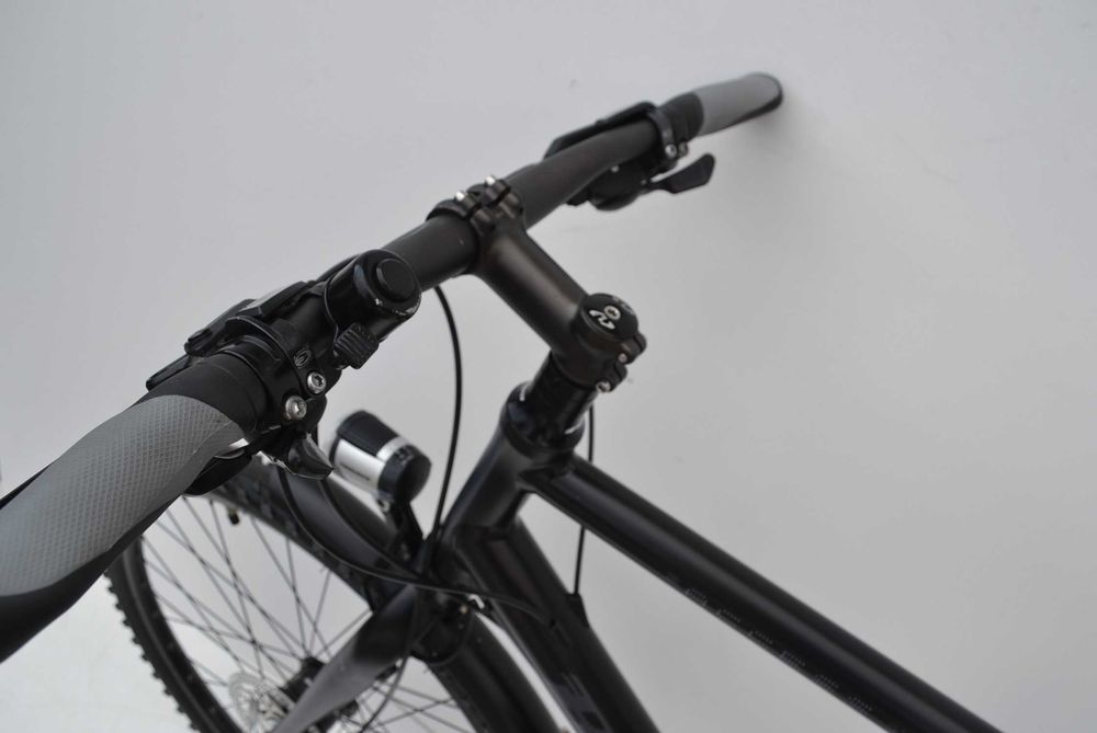Rower trekkinowy wyprawowy Bixs Access 26'' sh deore prądnica 2xtarcz