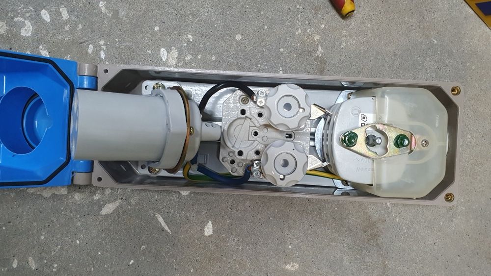 Gniazdo przełącznikowe siła Palazzoli 63A-6h/200-250V