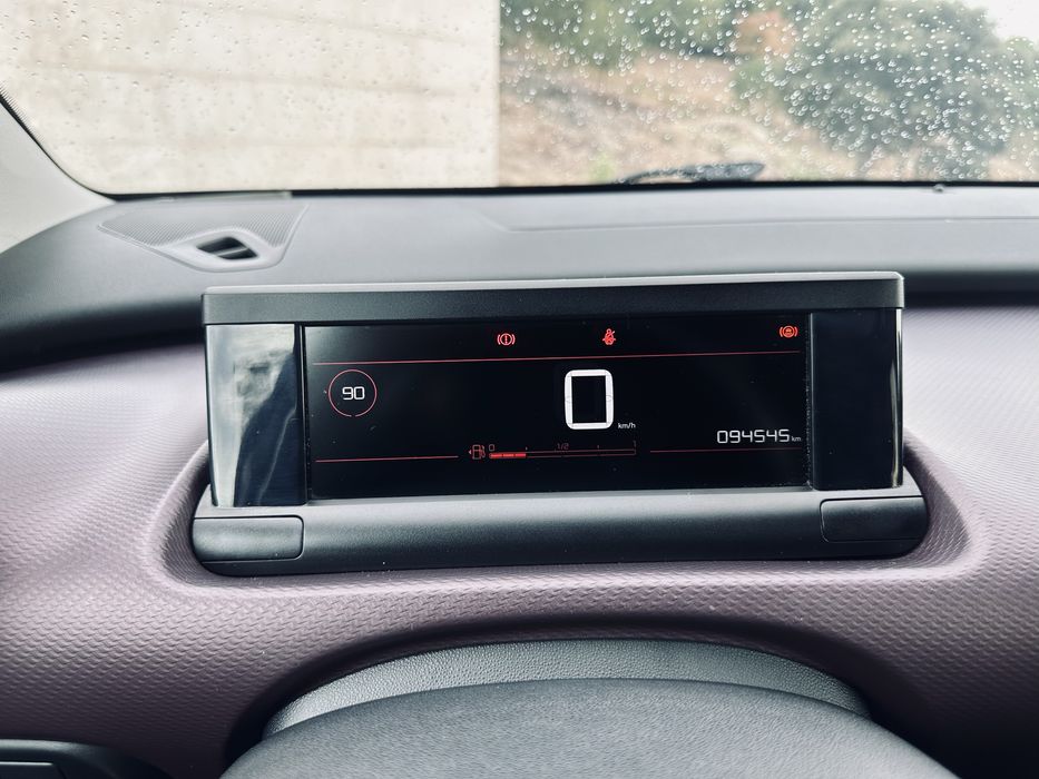 Citroën C4 Cactus 1.2 PureTech 130cv Shine – Full Extras – Teto Panorâmico