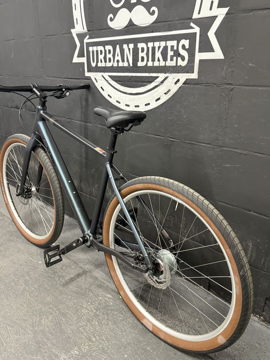 Nowy rower miejski Cube Hyde PRO Pasek Shimano Alfine 8 Aluminium Unisex 52 cm Urban Bikes