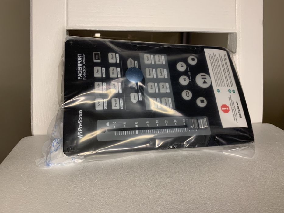 Фейдерпорт, MIDI контроллер Presonus FaderPort V2