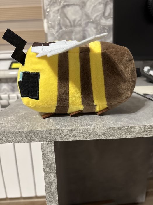 Бджола з майнкрафту