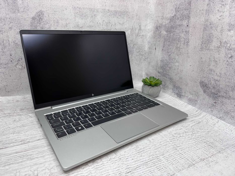 Ноутбук HP EliteBook 645 G9 FHD AMD Ryzen 5 5625U 16 GB RAM SSD 256GB