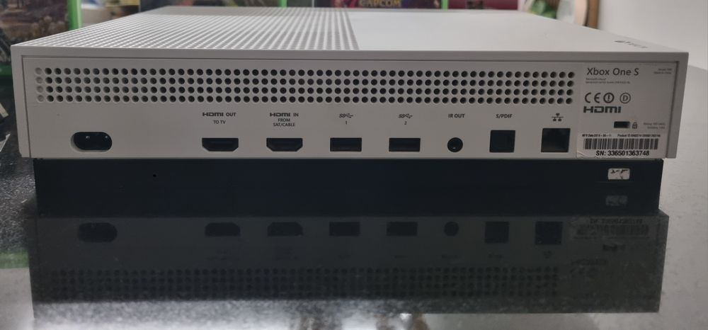 Xbox One s 365 gb sem controlo de jogos