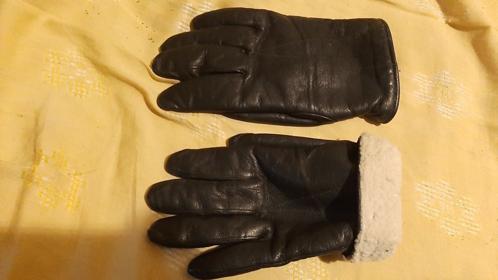 Перчатки муж. Нат. Кожа на меху.