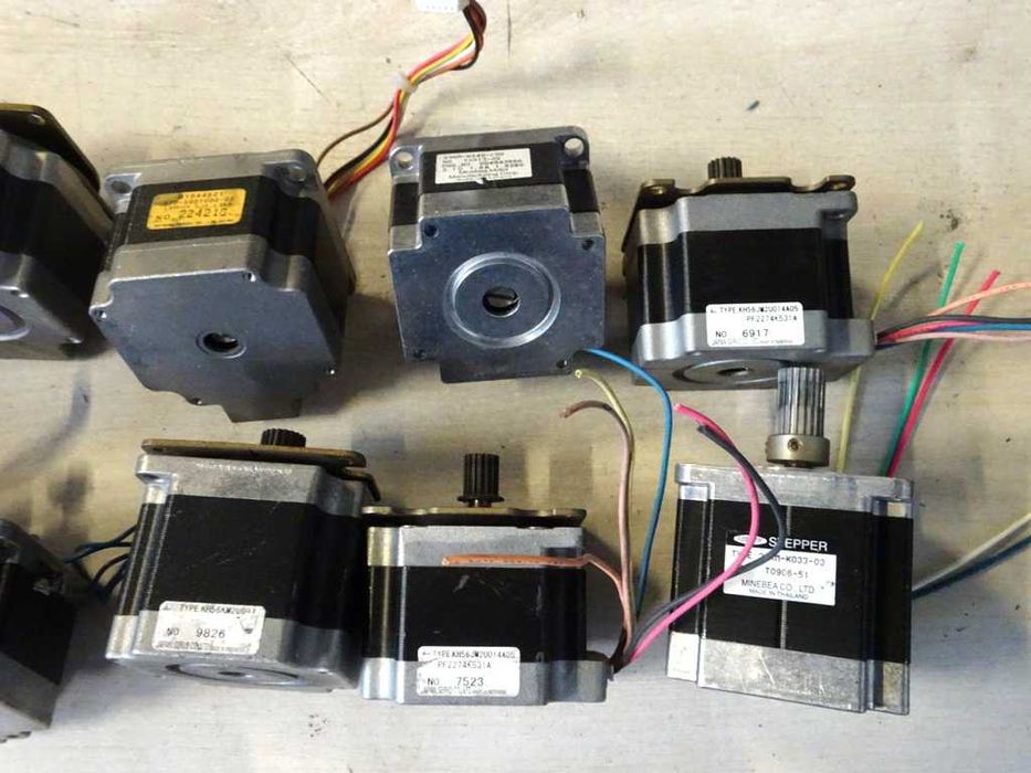 Mix silników krokowych NEMA23 różnych firm i marek (11).