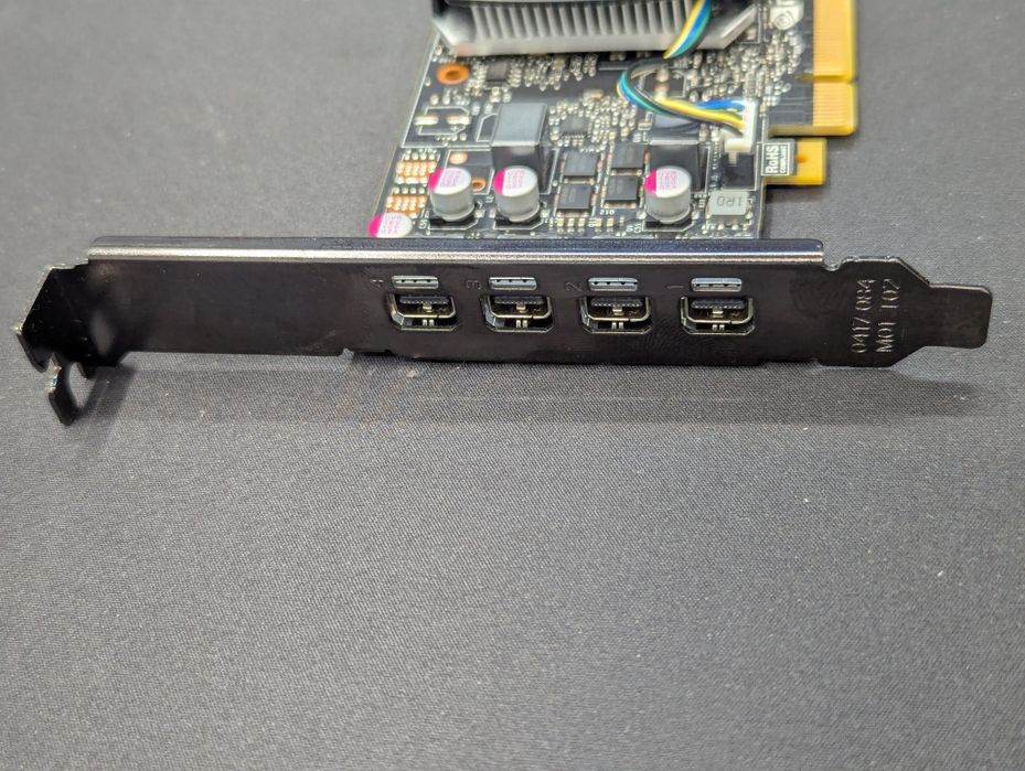 Placa gráfica NVIDIA - Quadro P1000 - 4 GB GDDR5 3.0 x16 - PNY VCQP1000-PB