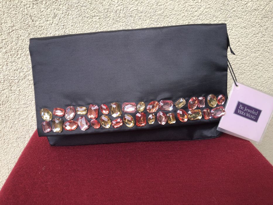 Kopertówka ozdobna marki Vera Wang, impreza