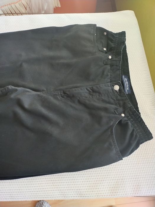 Spodnie męskie - 2 pary.