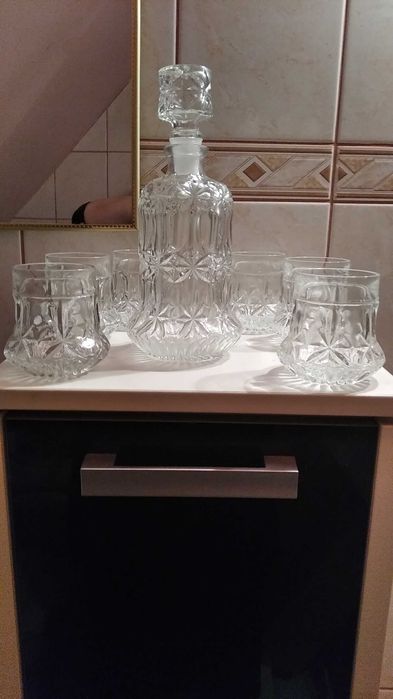Karafka kryształowa z kieliszkami