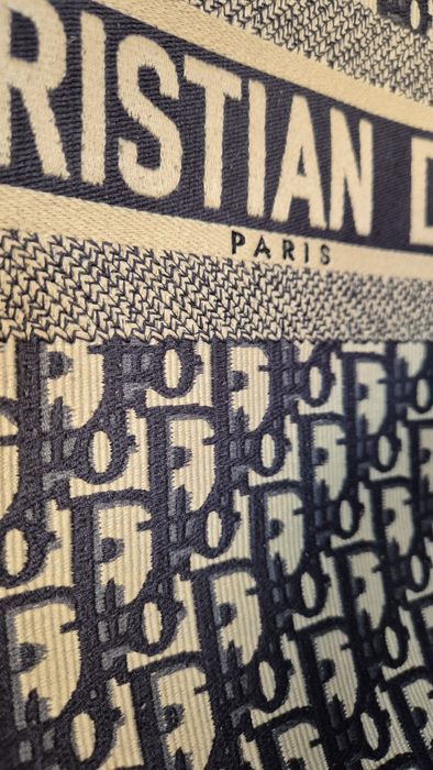 Torebka Book Tote, haftowana, monogram