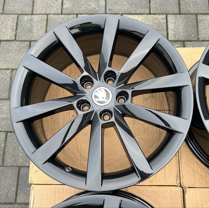 Oryginalne felgi Skoda 18" 5x112 Octavia Superb RS 5E0 Golf GTI