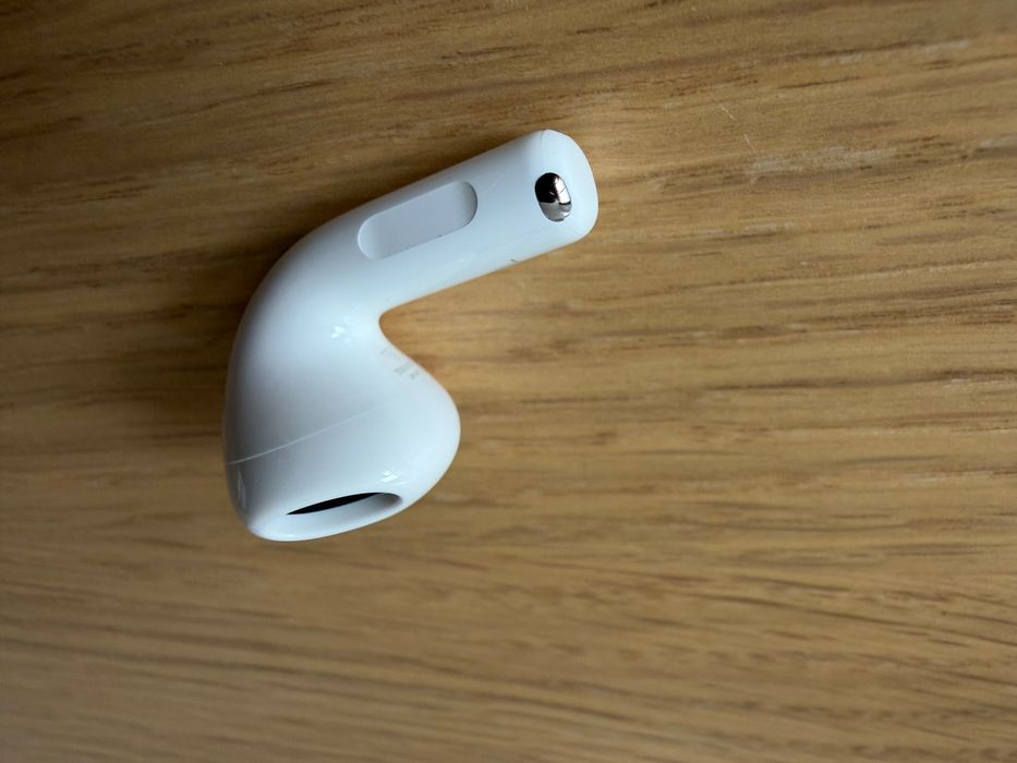 Lewa słuchawka airpods 4 ANC apple jak nowa