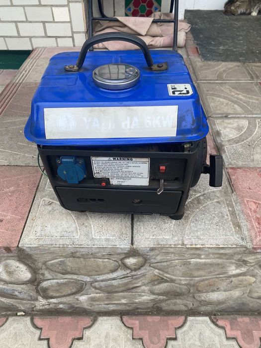 Електростанція / генератор / електрогенератор / бензиновий