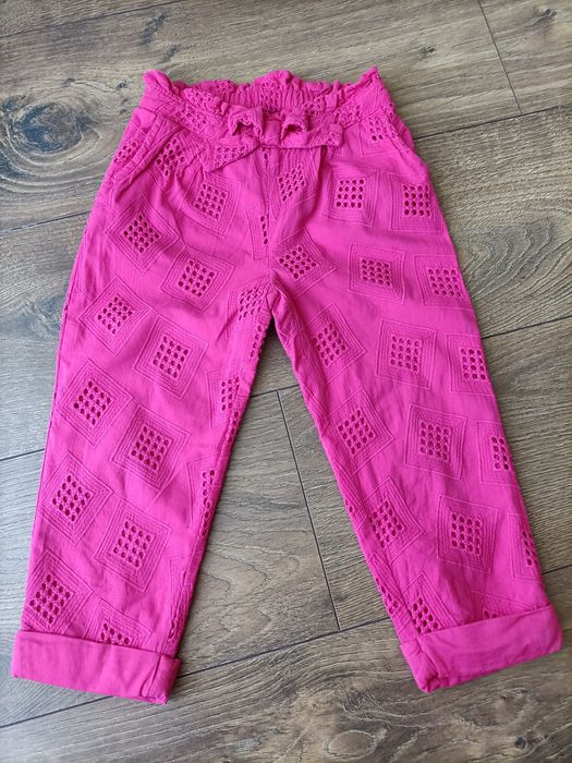 Letnie spodnie, haftowane z podszewką, rozmiar 92/98