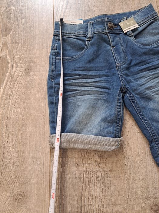 Bermudy/ spodenki jeansowe chłopięce - rozm 110