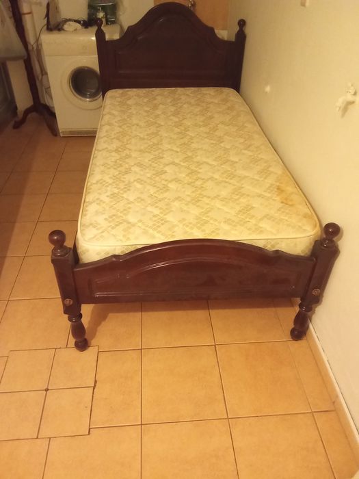 Cama de solteiro