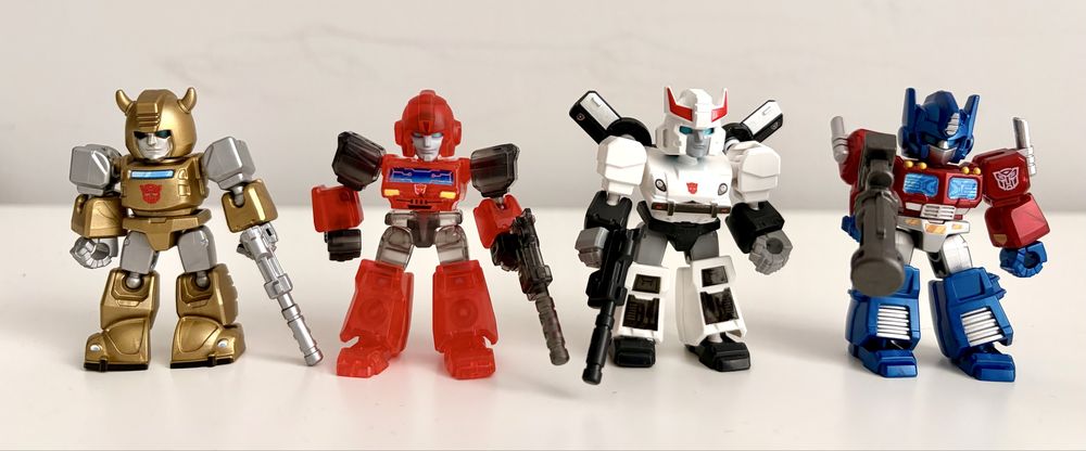 Всі 12 трансформерів Blokees Transformers Galaxy Defender 01