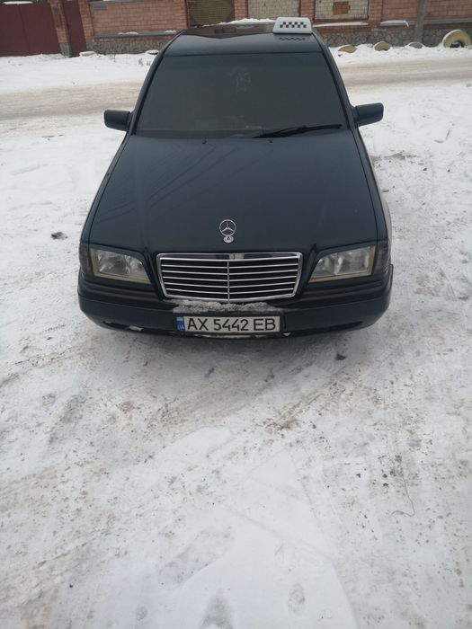 Таксі перевезення речей тварин та побутових речей.