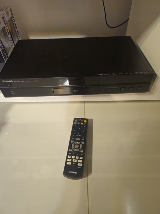 Yamaha BD-S 667 (BDS667) Odtwarzacz Blu-ray / DVD