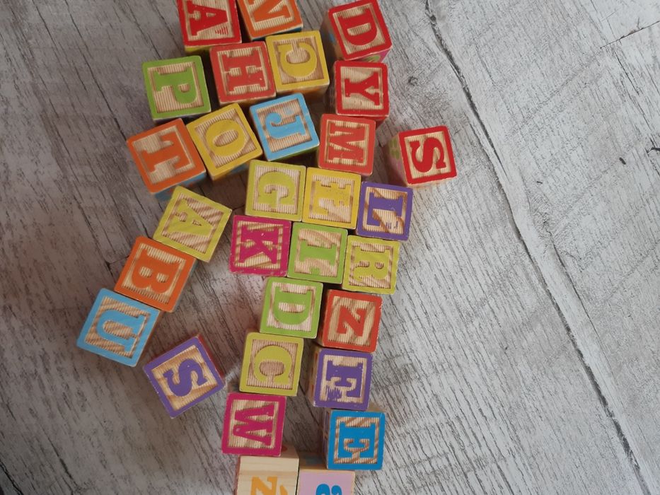 Nauka czytania puzzle