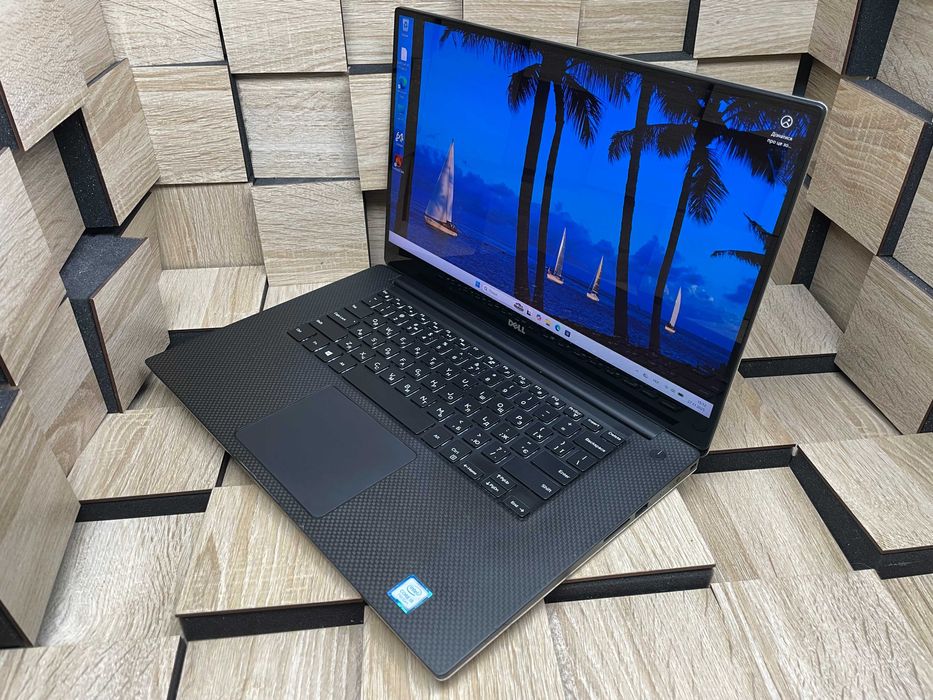 №5439 Ноутбук Dell XPS 15 9560 UHD IPS GTX1050/i5-7300HQ/RAM16/SSD512