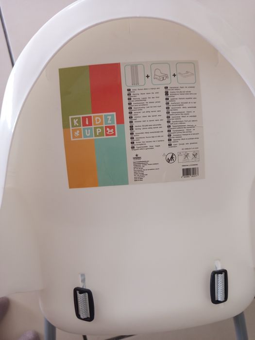 Cadeira de alimentação de bebé