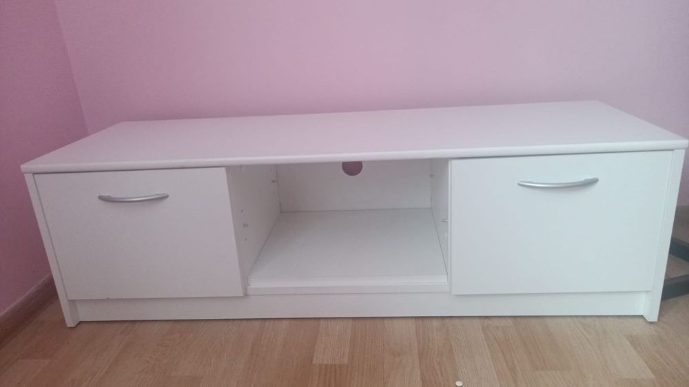 Szafka pod telewizor