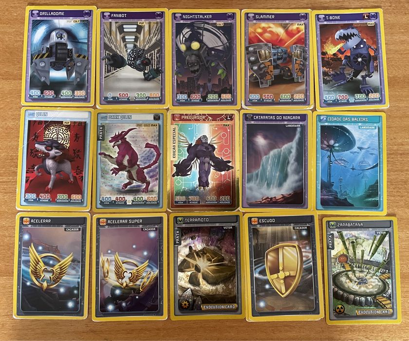 Cartas Invizimals várias