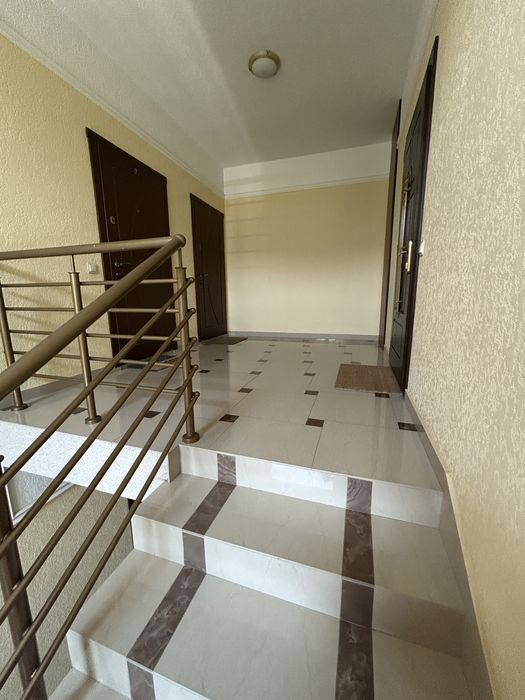 Продам 3 кімнатну квартиру біля Собору