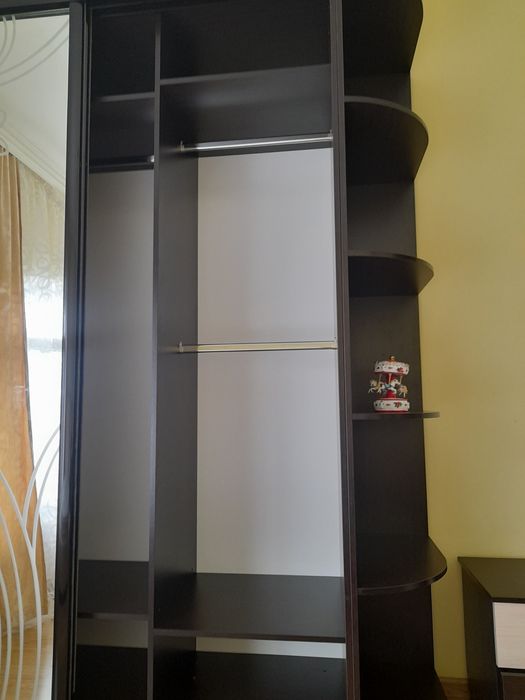 Меблевий набір для спальні — шафа-купе, комод, 2 тумби | Майже нові