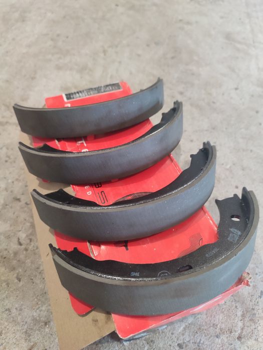 Колодки гальмівні ручного гальма Пежо Peugeot 406 НОВІ !