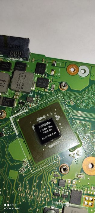 Материнська плата ASUS X550C i5-3230M / GeForce GT 740M / 2GB Б\У