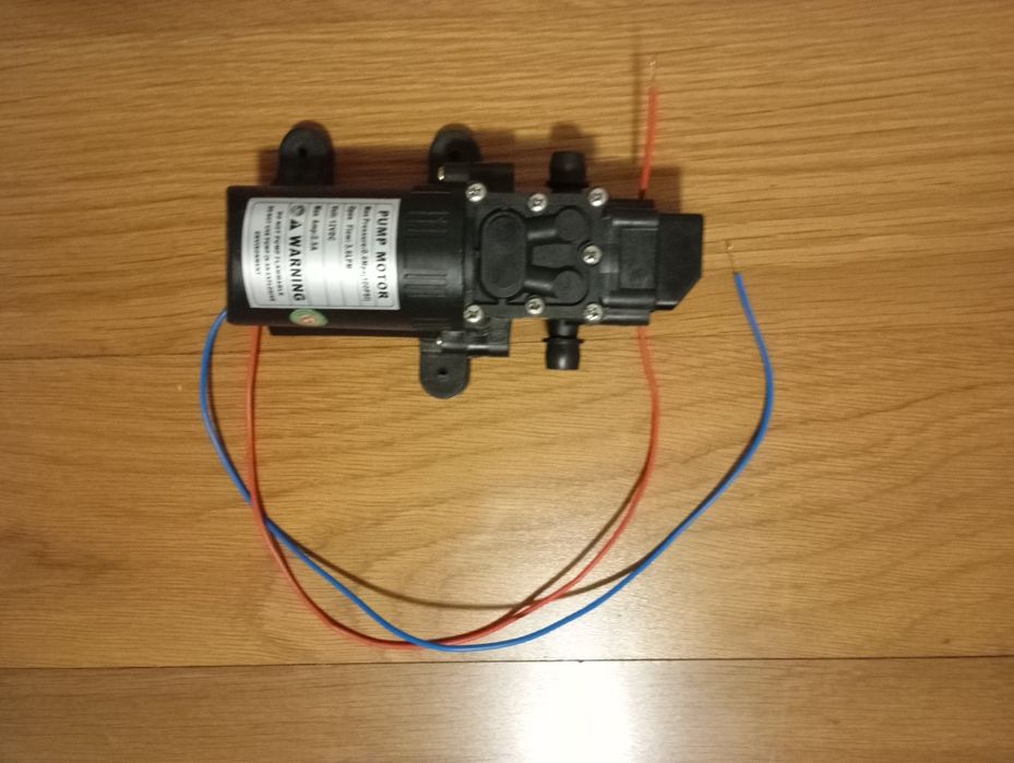 Bomba diafragma 12volts.