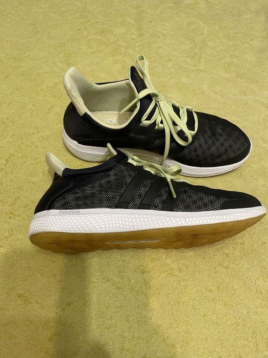 Кросівки  Adidas ClimaCool, амортизаціїя Adidas Bounce.