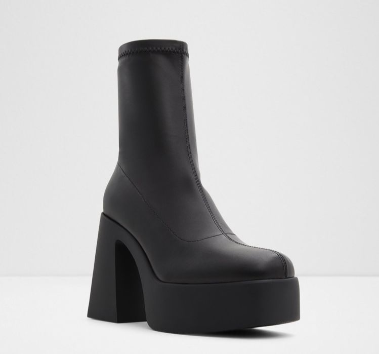 Botas Aldo novas