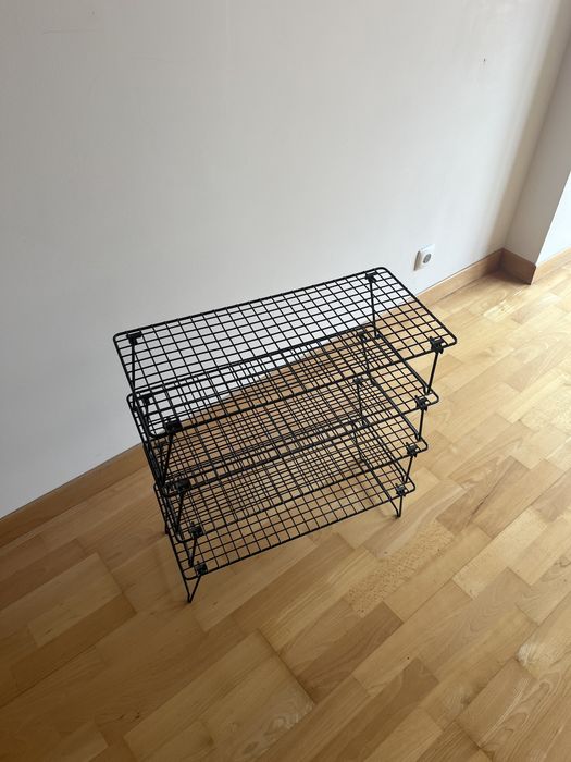 4 Sapateiras / Prateleira / Mesa Cabeceira