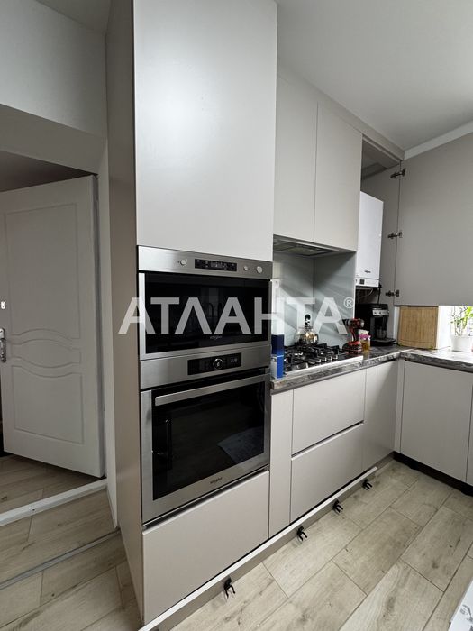 Современный уютный дом пригороде