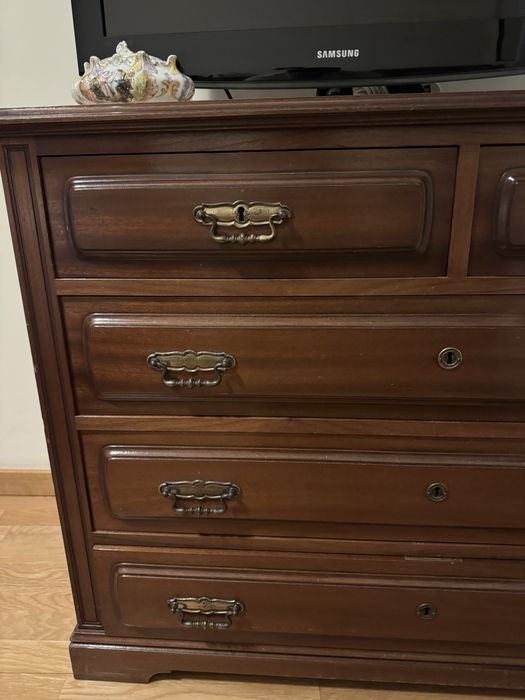 Cómoda c/ 5 Gavetas - Como Nova