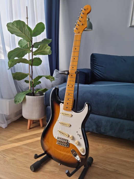 ギター Fender Japan Stratocastar CAR Fender Made in Japan Junior Collection Stratocaster エレキ