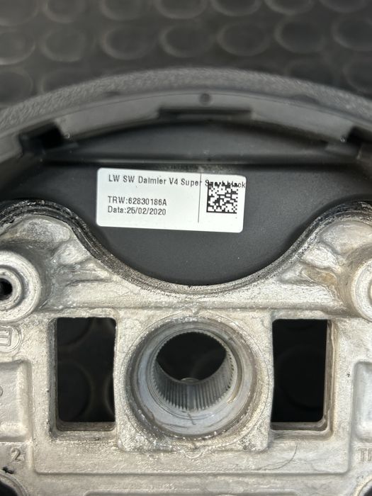 Volante Classe-A (w177)