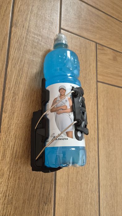 Pojemnik koszyk koszyczek na bidon rowerowy