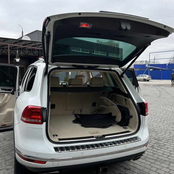 Vw Touareg  Надійний та комфортний з легендарним дизильним двигуном