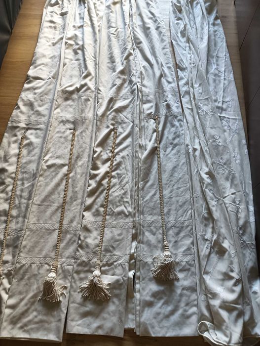 Cortinados muito bonitos em algodão