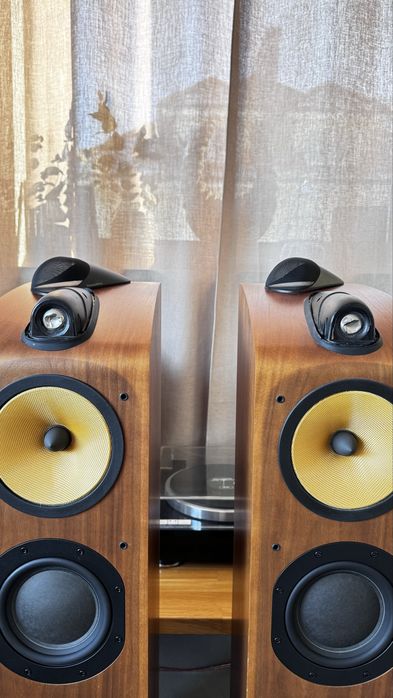 Kolumny B&W model 703