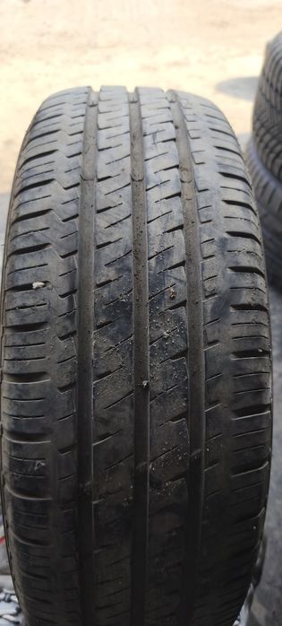 Pojedyncza 205 65r16C 107/105t Hankook vantra LT 2020r