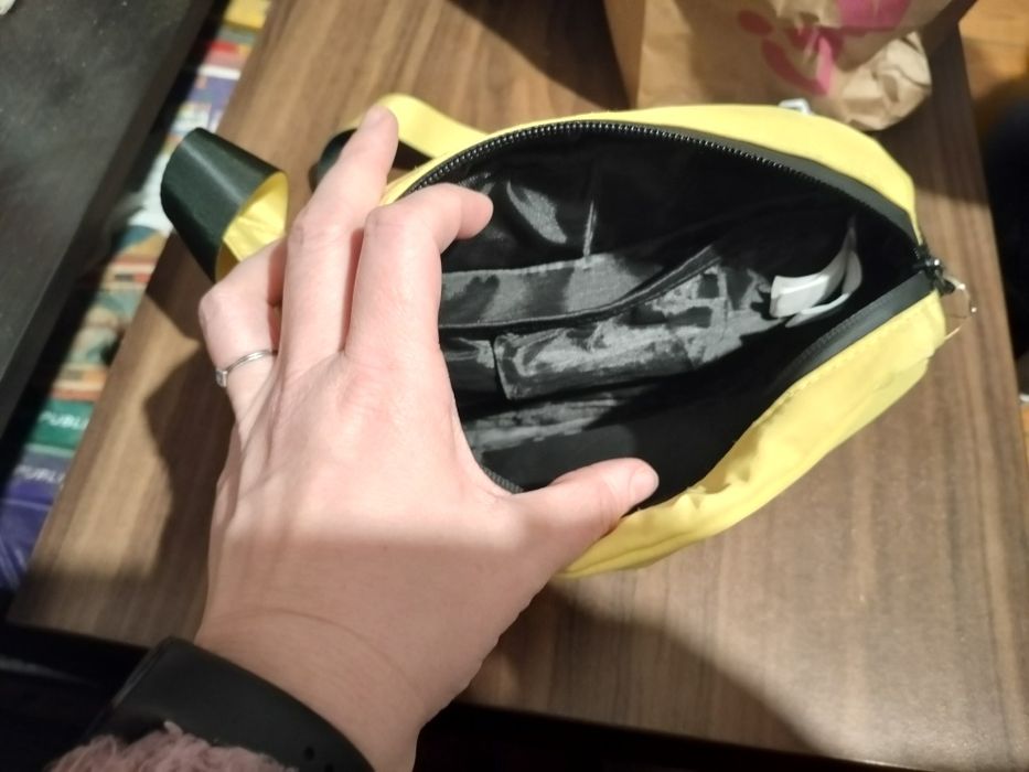 Saszetka nerka Pokemon